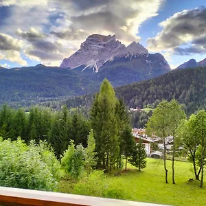 Apartment Deliziosa Mansarda Con Vista Dolomiti Italy