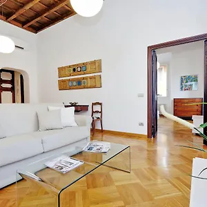  Apartment Giulia Charme - My Extra Italy
